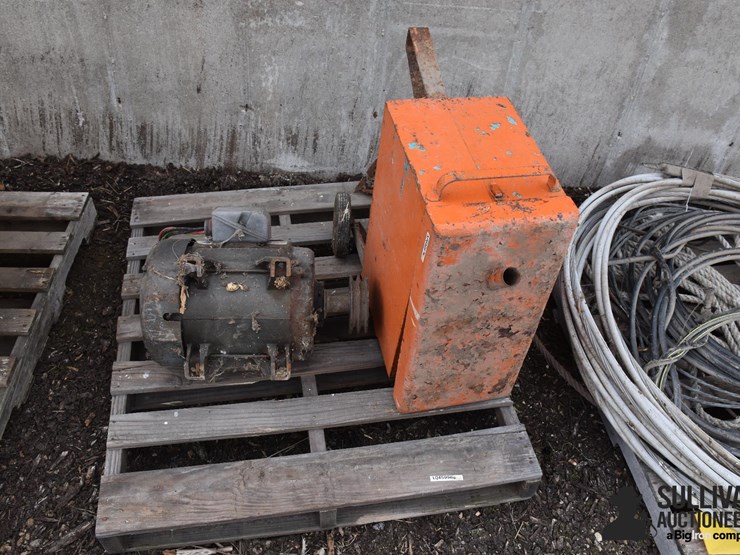 misc-items-on-pallet-image-1