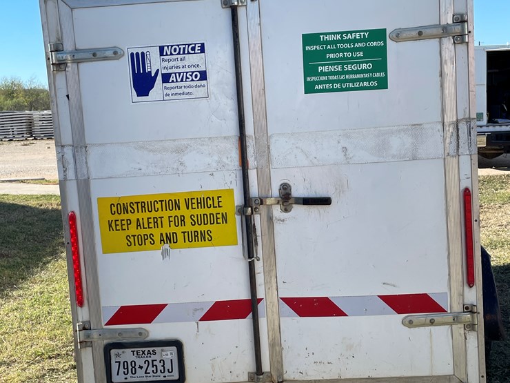 #6231-•-2017-ameritrail-enclosed-cargo-trailer-(trailer-#0996)-(has-wi-title)-image-4