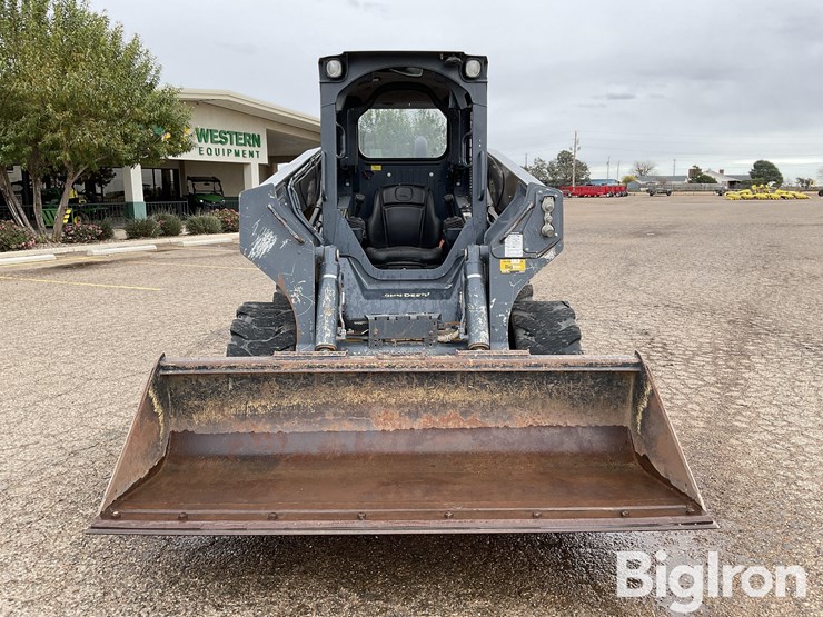 2021-deere-332g-image-2