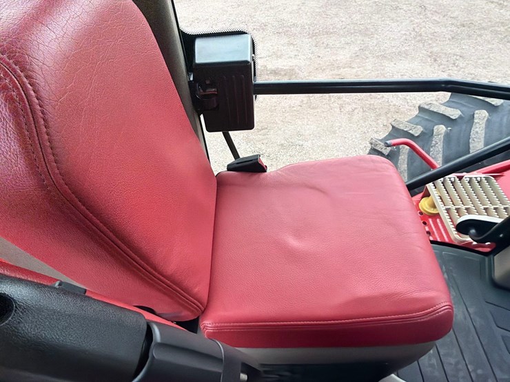 2012-case-ih-400-image-55