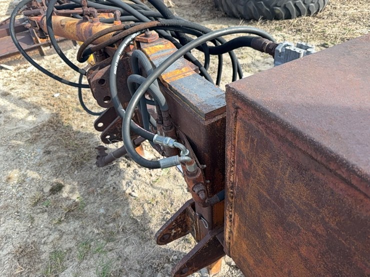 roanoke-g195-image-13