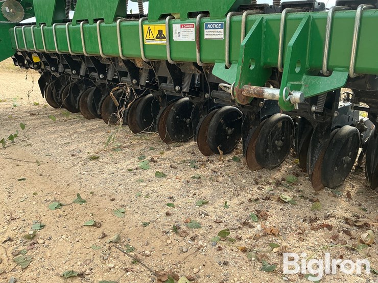 great-plains-2520f-image-16