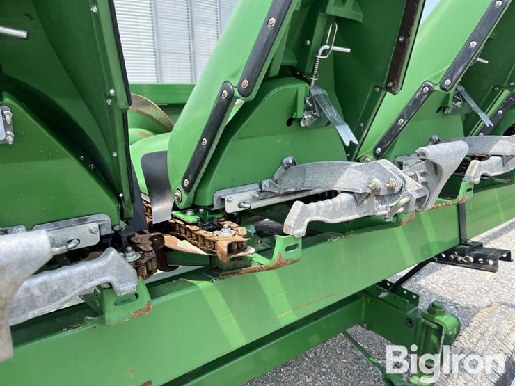 2024-john-deere-c12f-image-20