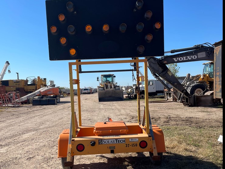 #6315-•-2018-solar-tech-arrow-board-(trailer-#37150),-no-title-image-2