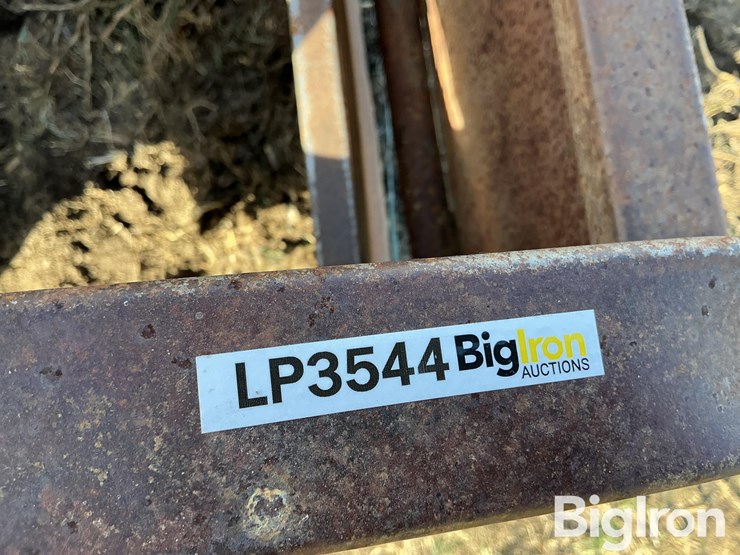 steel-bottomless-feed-bunks-image-19