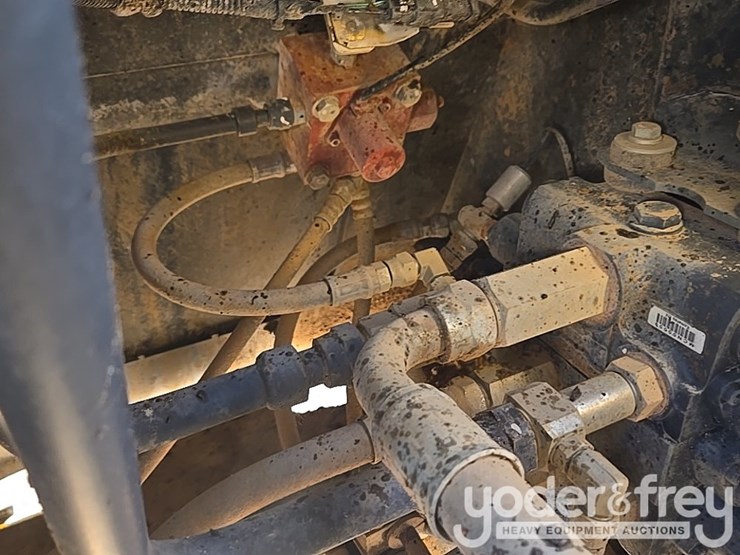 2018-komatsu-wa200-8-image-129