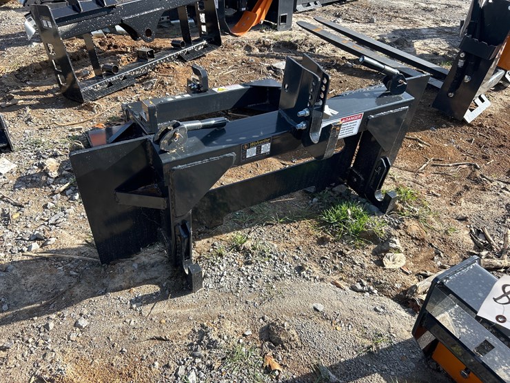 #41-•-skid-steer-to-3pt-quick-hitch-adapter-image-1