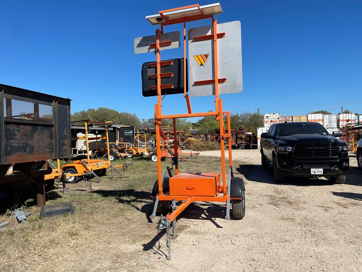 #6320-•-solar-speed-sign-,-(no-title)-image-5