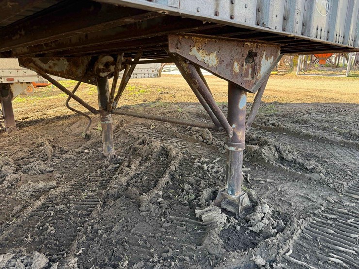 strick-trailer-image-13