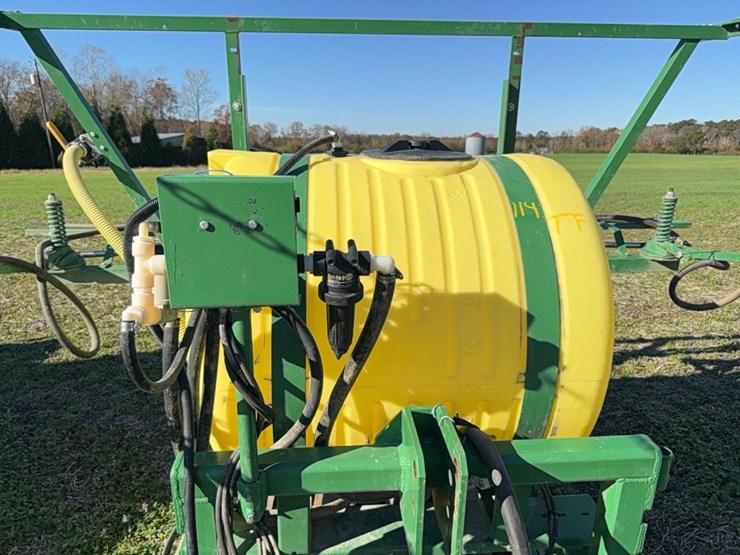 reddick-sprayer-–-looks-like-new,-hy￼-pro-pump,-controller,-must-see!-located-at-107-jernigan-swamp-rd.-in-ahoskie,-north-carolina-image-15