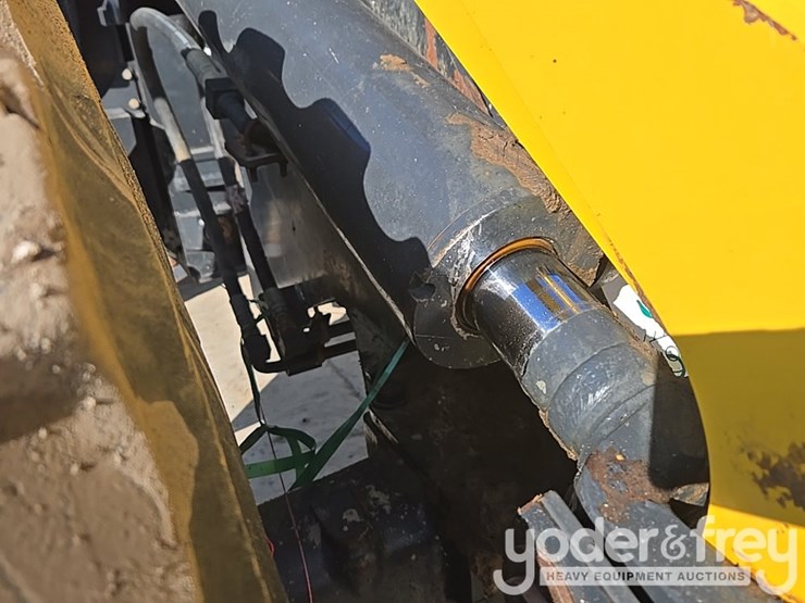 2018-komatsu-wa200-8-image-86