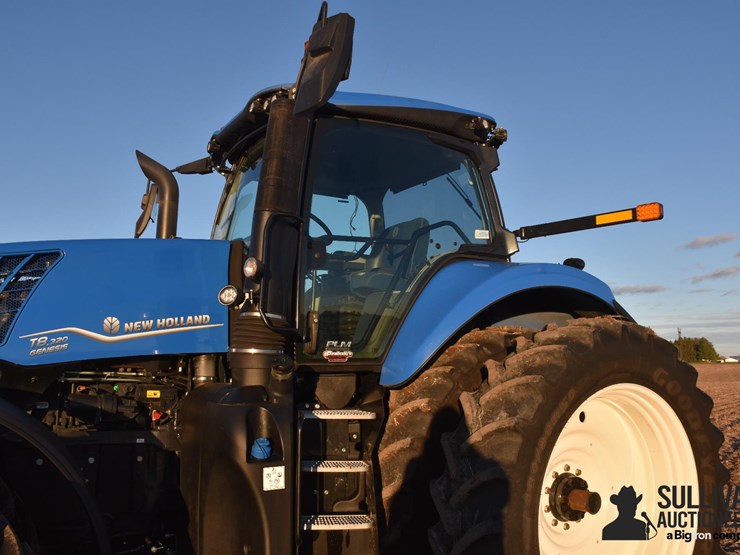 2022-new-holland-t8.320-image-11