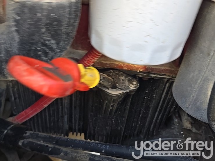 2016-sky-trak-8042-image-103