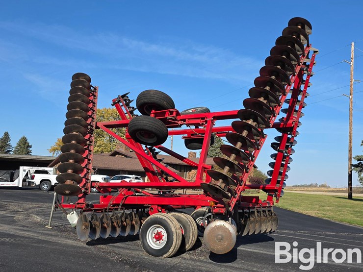 case-ih-3950-image-7