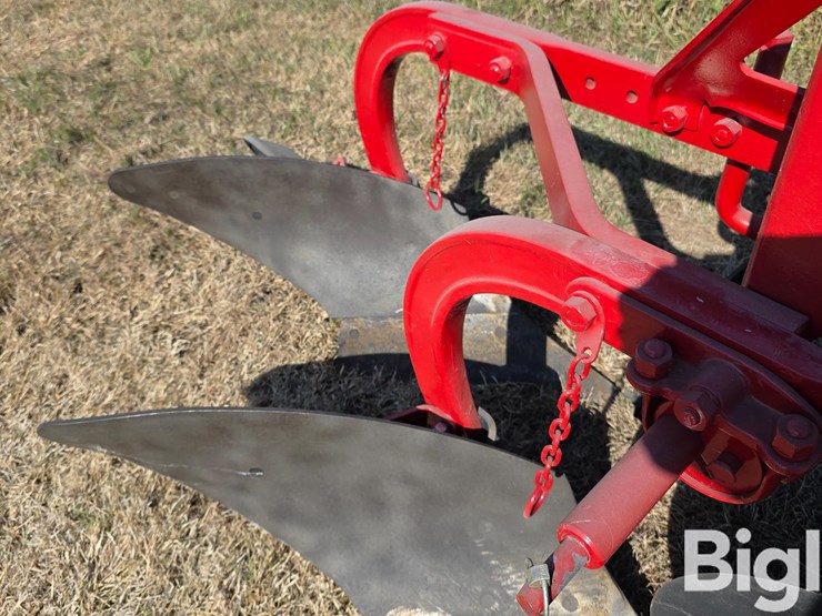 dearborn-2-bottom-plow-image-11