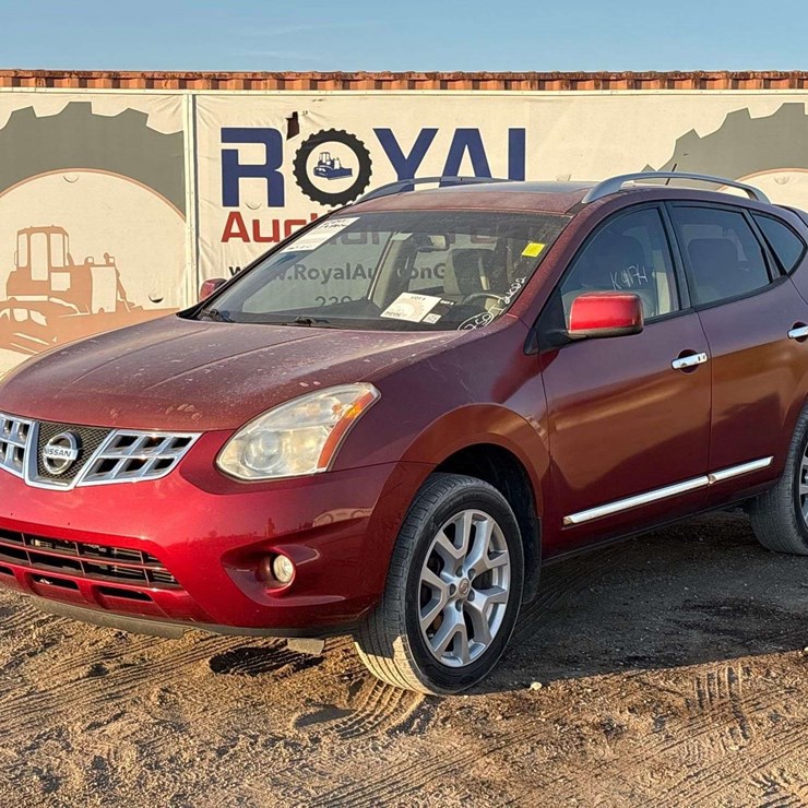 2011 NISSAN ROGUE