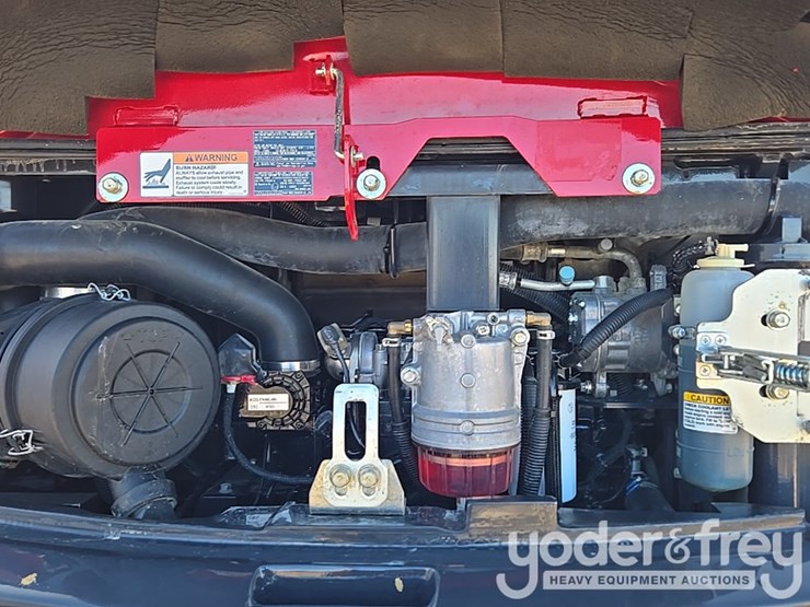 2022-yanmar-vio80-image-65