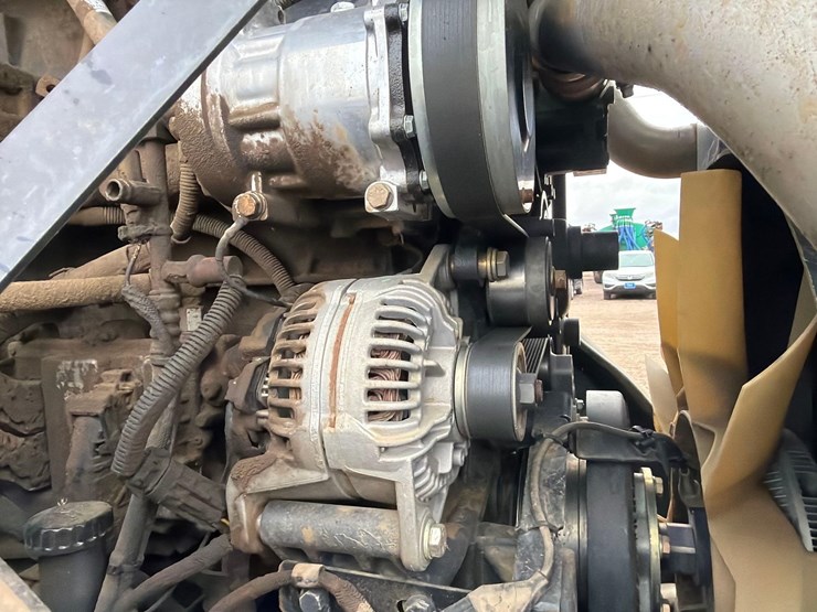 2012-case-ih-400-image-29