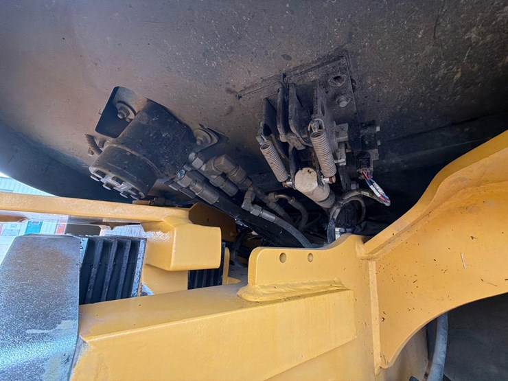 john-deere-324-image-20