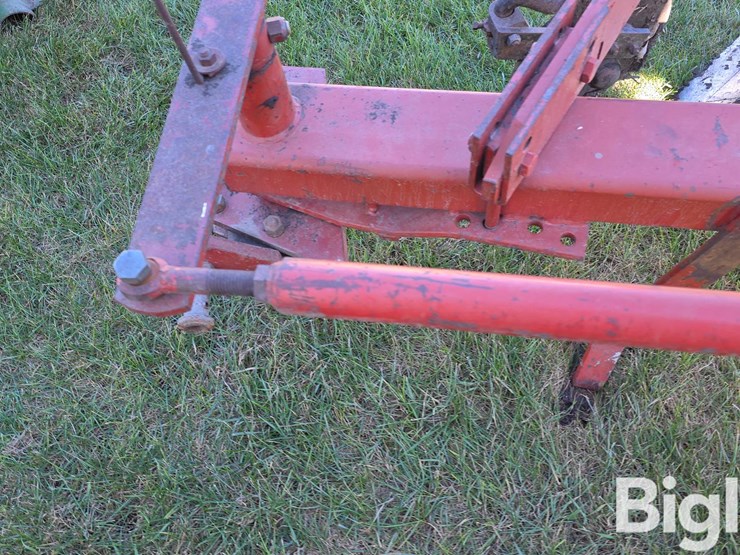 international-510-image-20