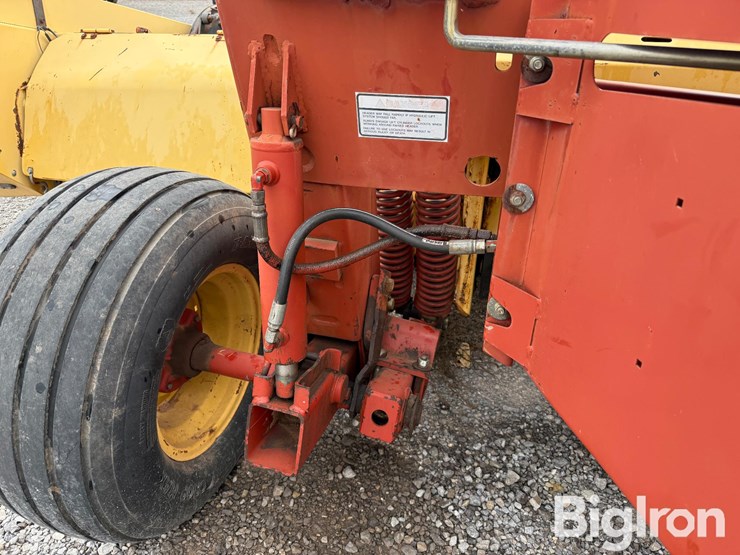 new-holland-1475-image-18