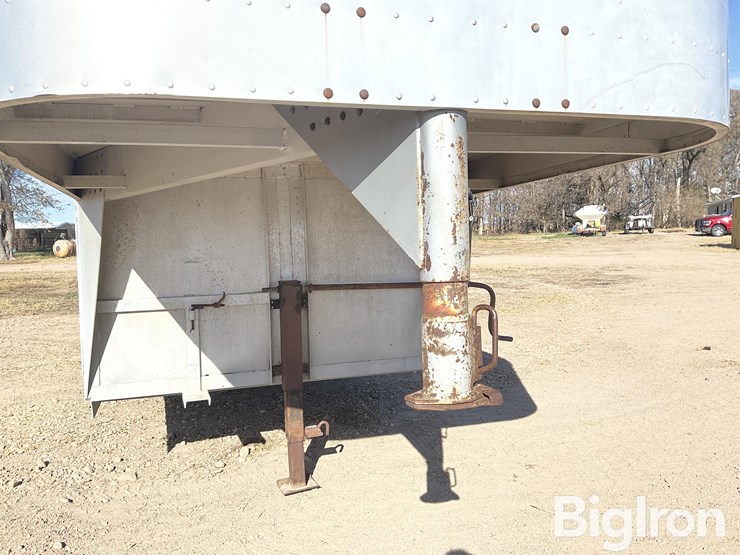 1989-sooner-aluminum-t/a-livestock-trailer-image-12