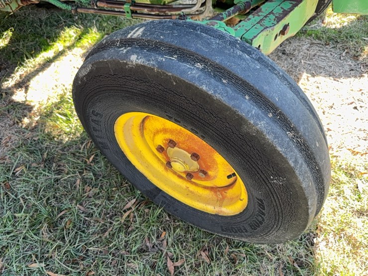 john-deere-2155-image-5