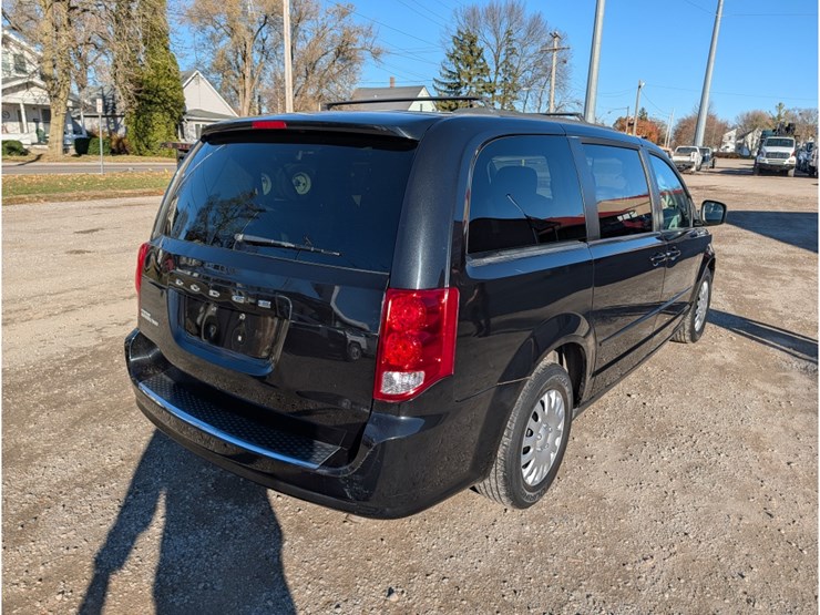 2012-dodge-grand-caravan-image-6