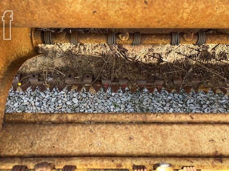 new-holland-492-image-6