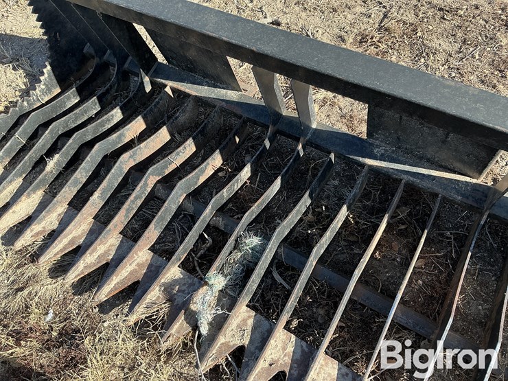 rock-bucket-skid-steer-attachment-image-10