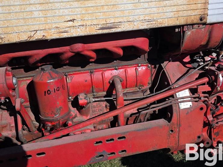 1959-farmall-560-diesel-2wd-tractor-image-18