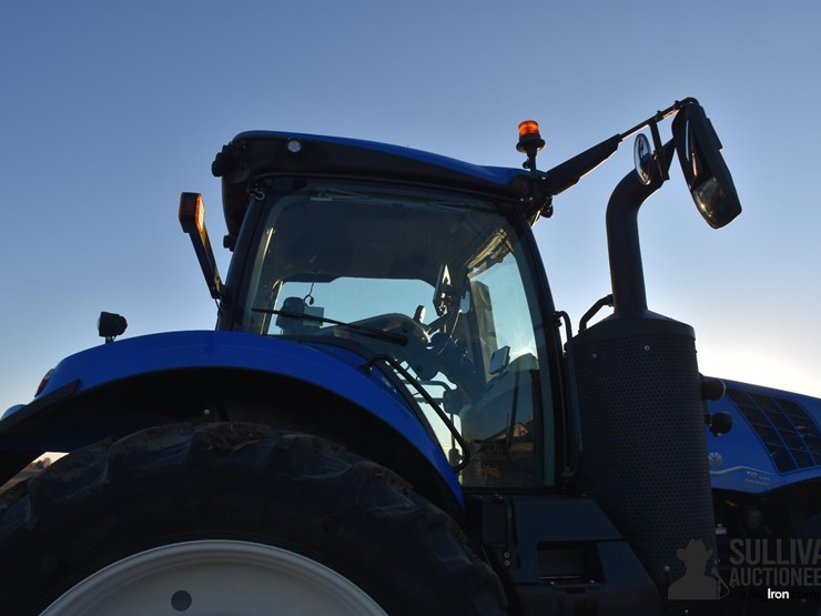 2022-new-holland-t8.320-image-16