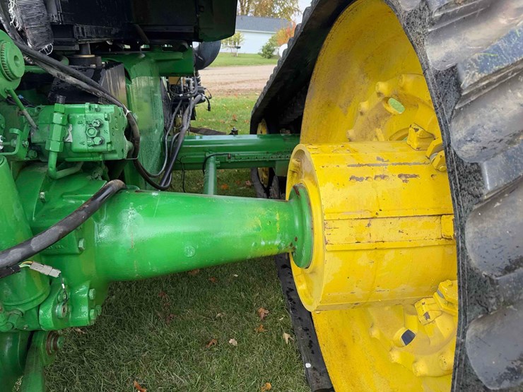 2005-john-deere-8520t-image-22