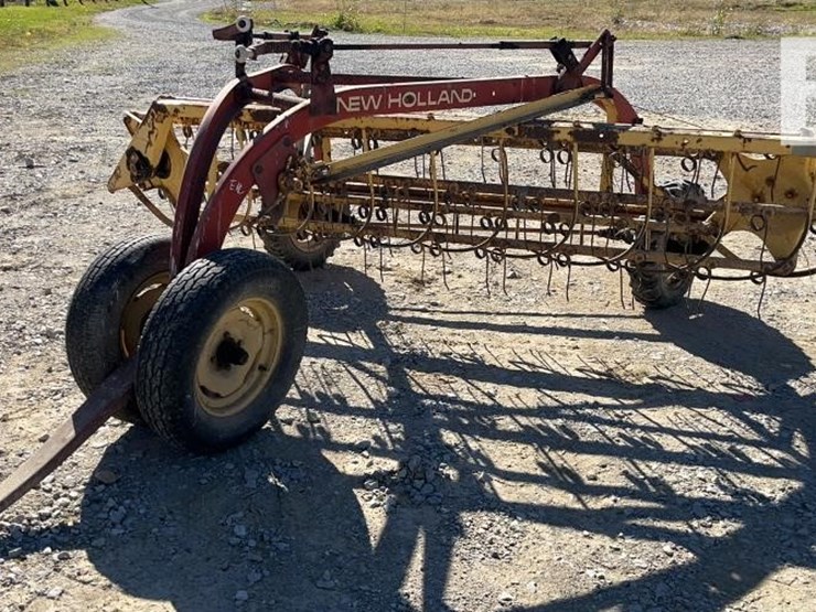 new-holland-256-image-1