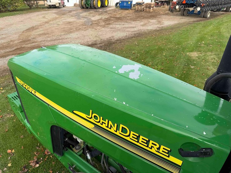 2002-john-deere-9520t-image-49