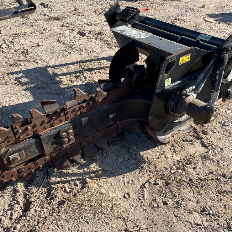 #6331 • CAT Trencher (#2688A)