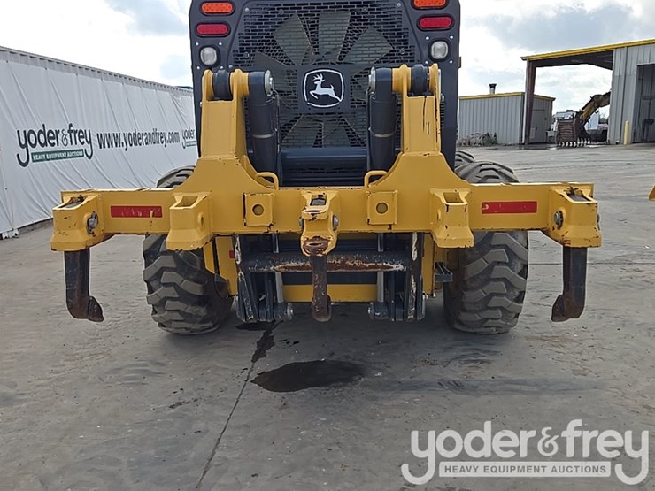 2017-deere-872g-image-18