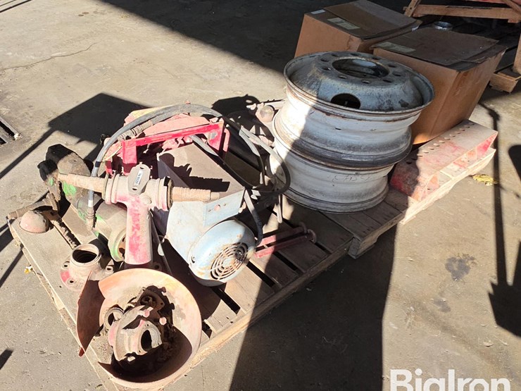 international-tractor-parts-image-3