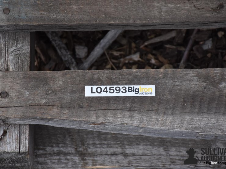 used-tires-on-pallet-image-5