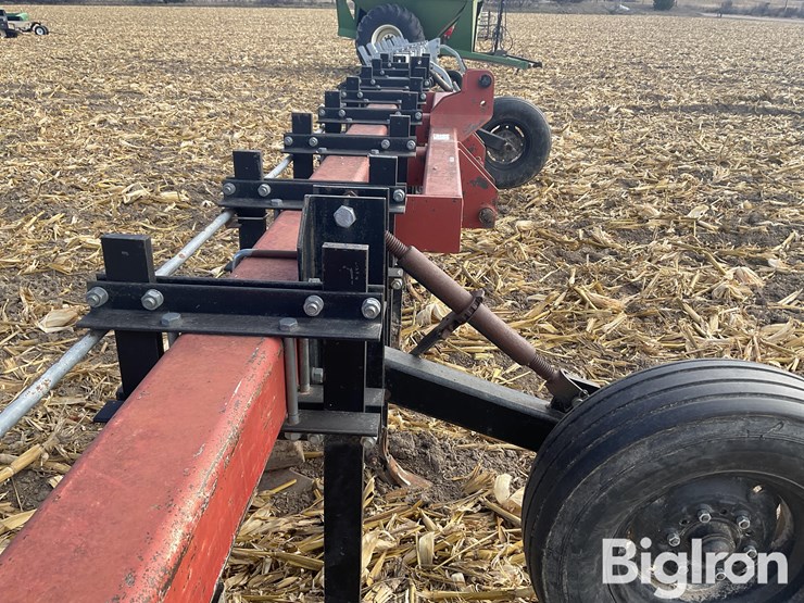 8r30-cultivator/hiller-image-15