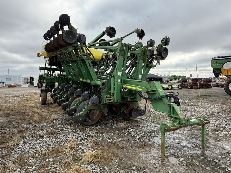 john-deere-1790-image-2