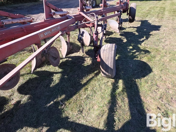 wil-rich-6-18smp-6-bottom-plow-image-15