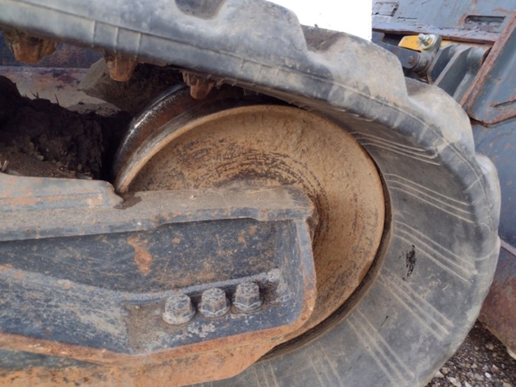 bobcat-t770-image-35