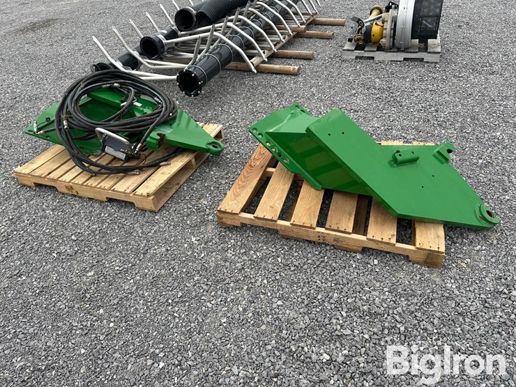 john-deere-7r-loader-brackets-image-3