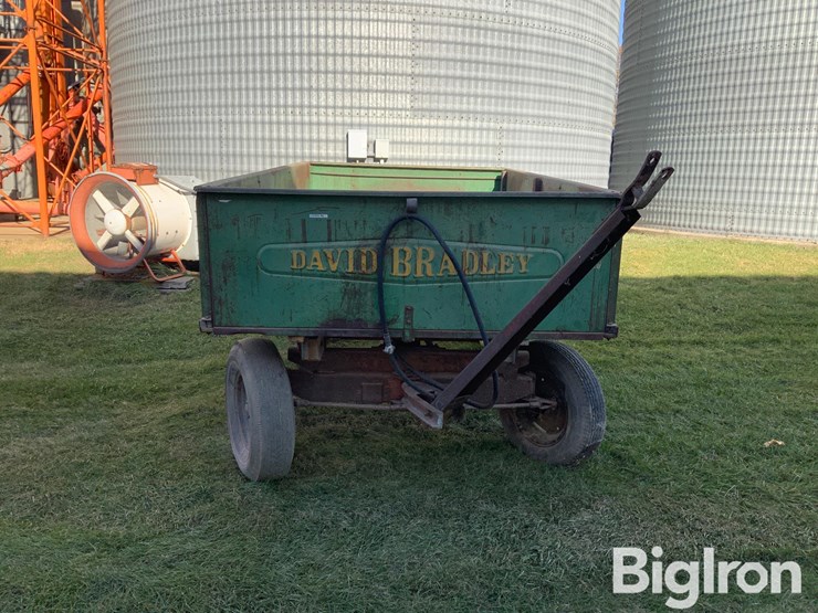 david-bradley-dump-wagon-image-2