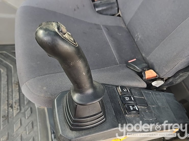 2019-volvo-ec200el-image-129