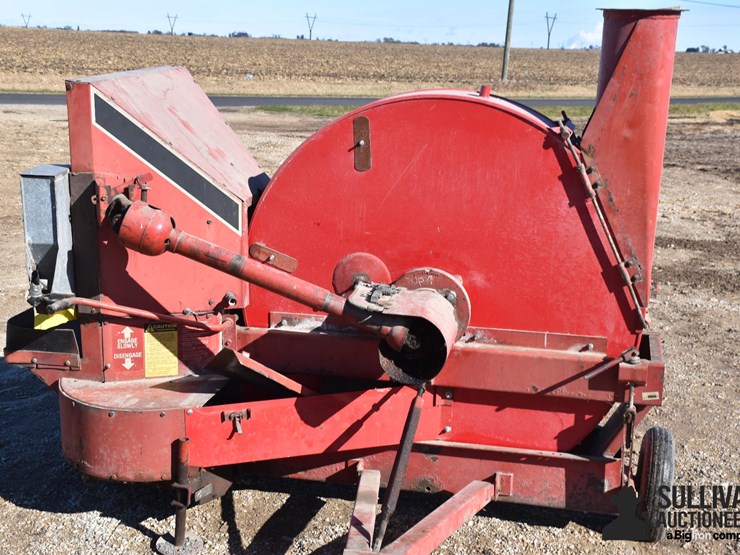 gehl-fb1580-pull-type-forage-blower-image-10