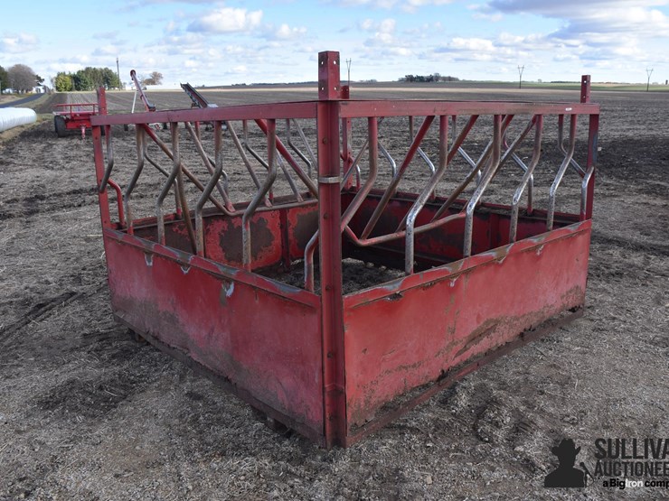 square-feeder-image-3