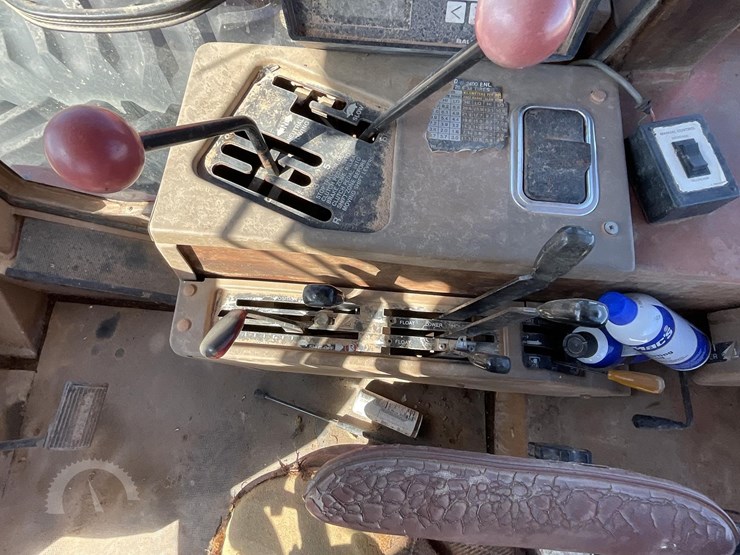 allis-chalmers-4w220-image-30