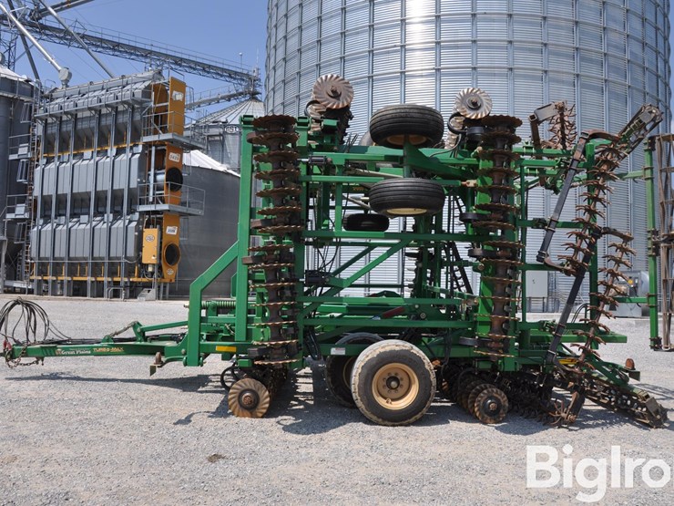 great-plains-4000tm-image-8